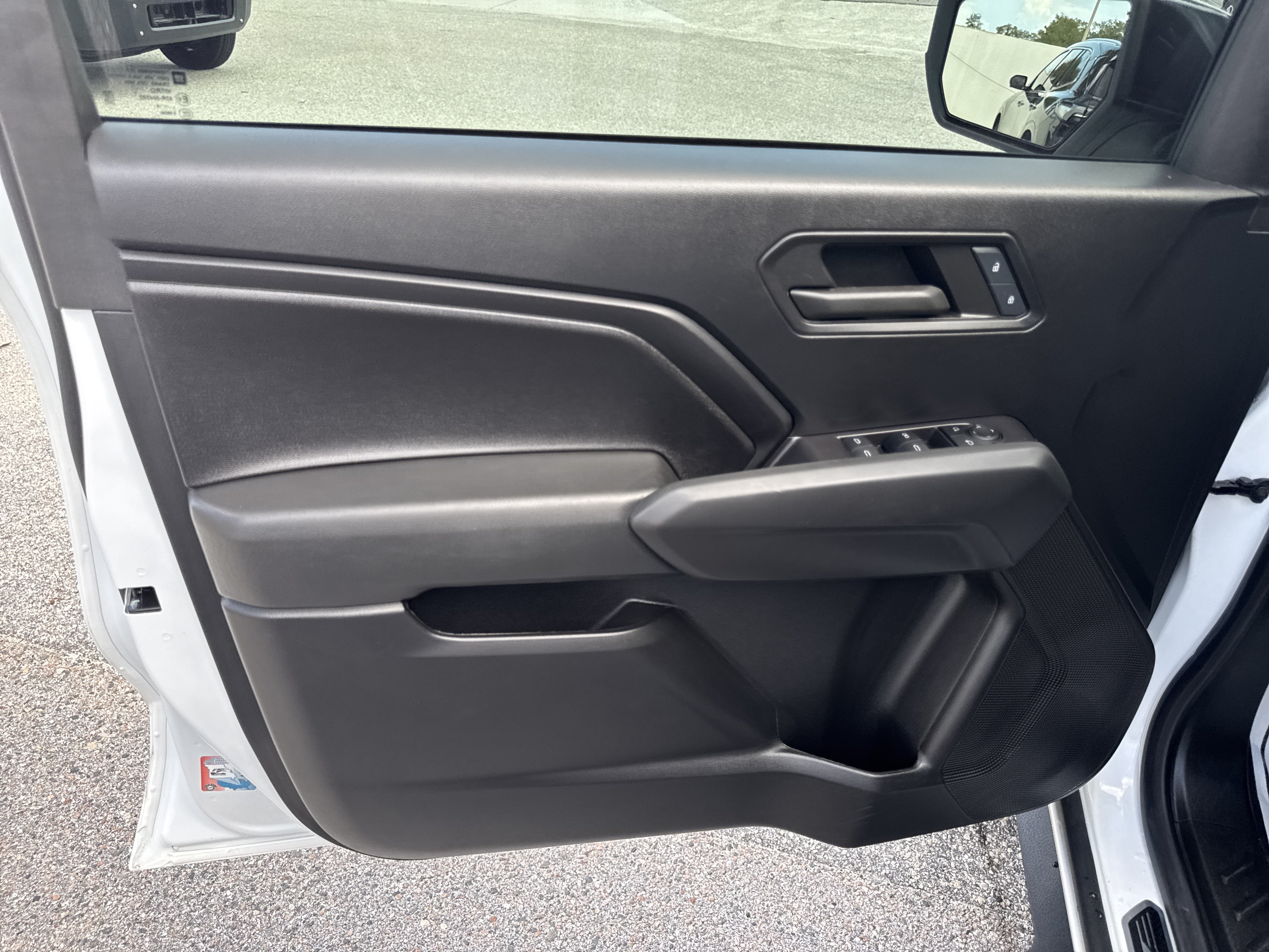 Certified 2024 Chevrolet Colorado Trail Boss w/ LPO, Dark Essentials Package AWD/4WD image 23