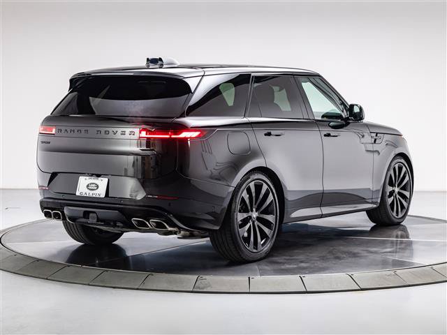 Used 2025 Land Rover Range Rover Sport Dynamic SE AWD/4WD image 5