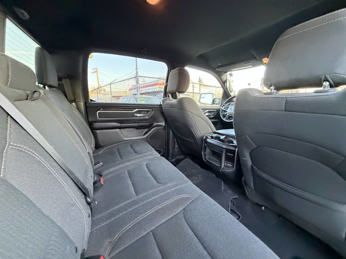 Used 2019 RAM 1500 Big Horn AWD/4WD image 20