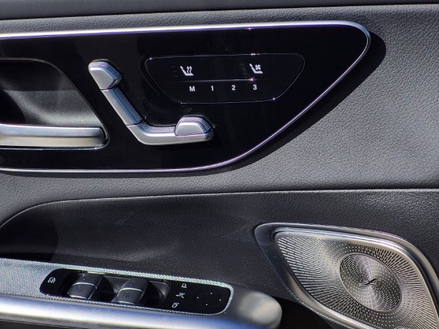 Certified 2026 Mercedes-Benz GLC 300 4MATIC image 37