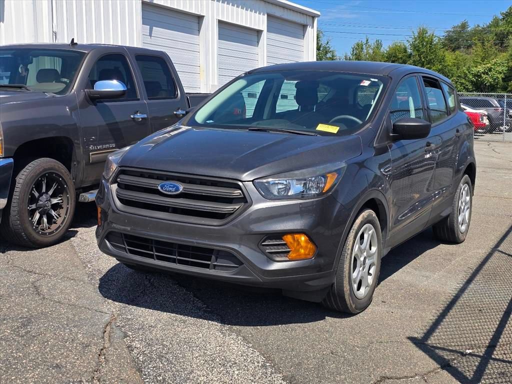 Used 2019 Ford Escape S FWD video 2