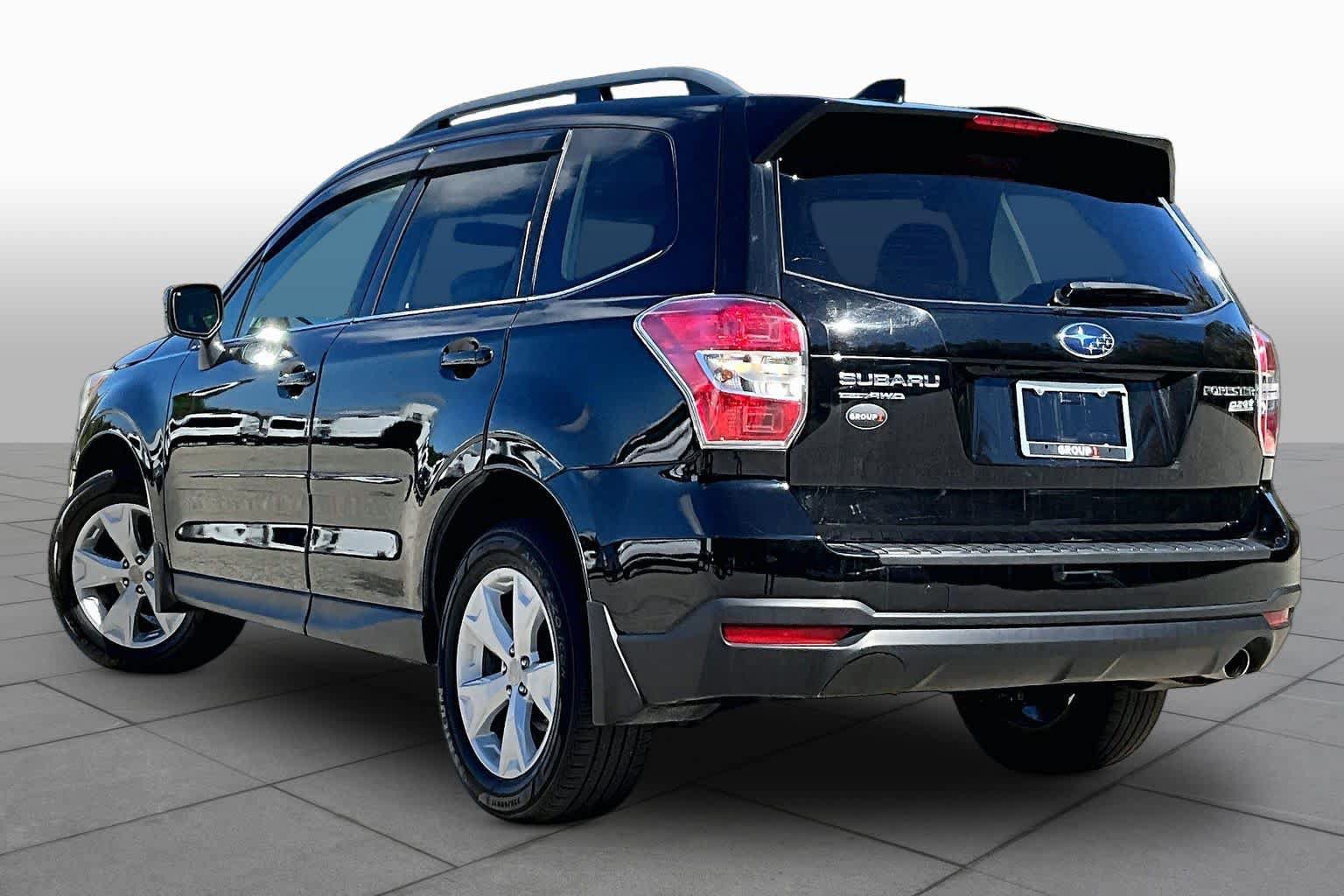 Used 2016 Subaru Forester 2.5i Limited AWD/4WD image 12
