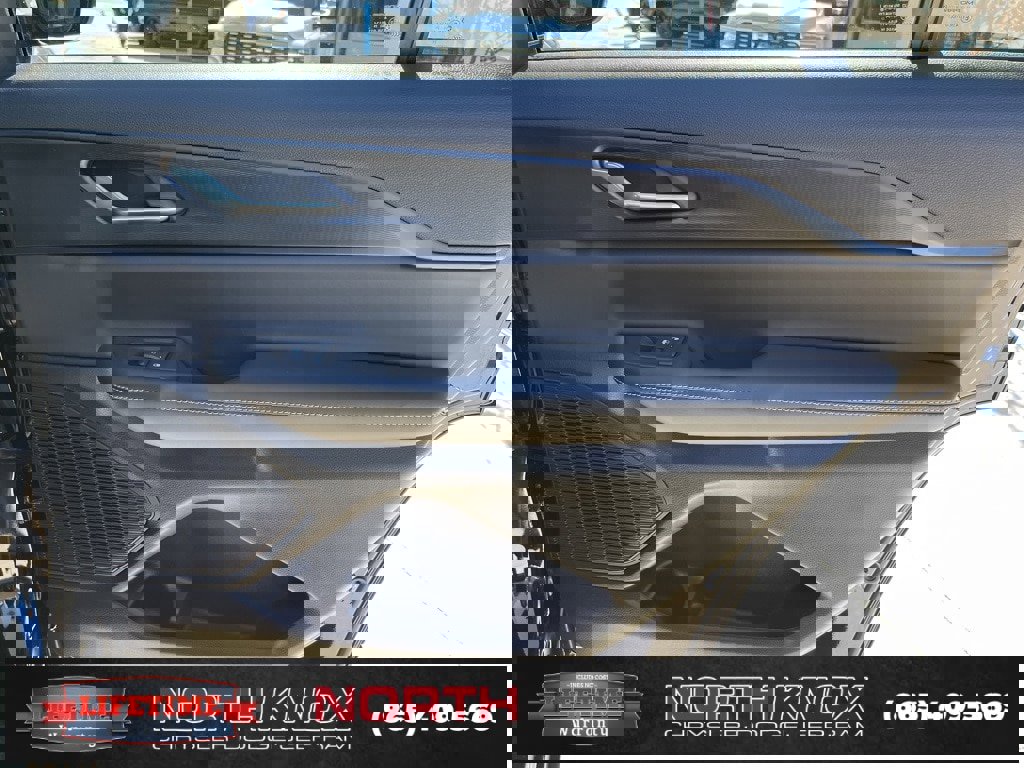 New 2025 Jeep Grand Cherokee L Altitude image 26