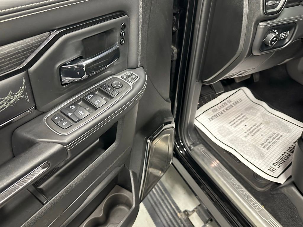 Used 2024 RAM 2500 Limited image 9