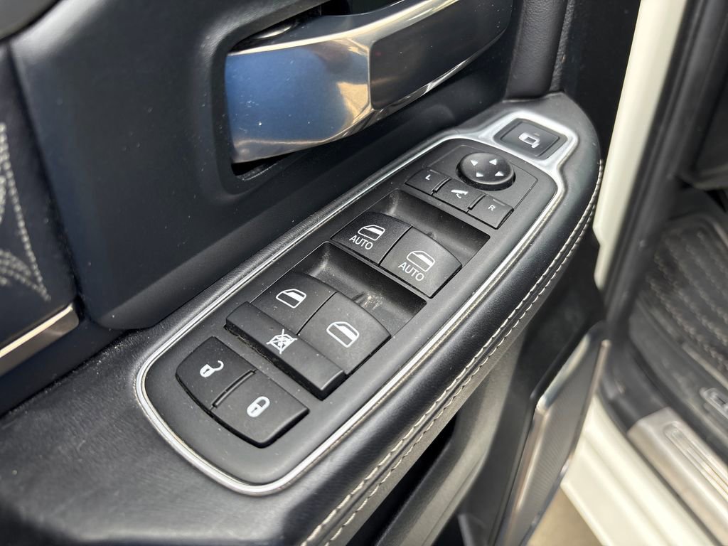 Used 2021 RAM 3500 Limited AWD/4WD image 15