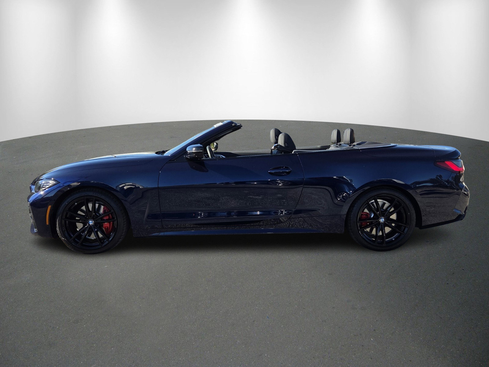 Used 2023 BMW M440i M440i w/ Premium Package image 4