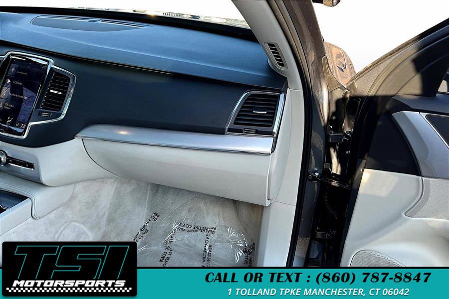 Used 2016 Volvo XC90 T6 Momentum image 17