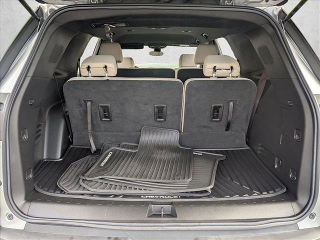 Used 2023 Chevrolet Traverse LS w/ Midnight/Sport Edition image 6