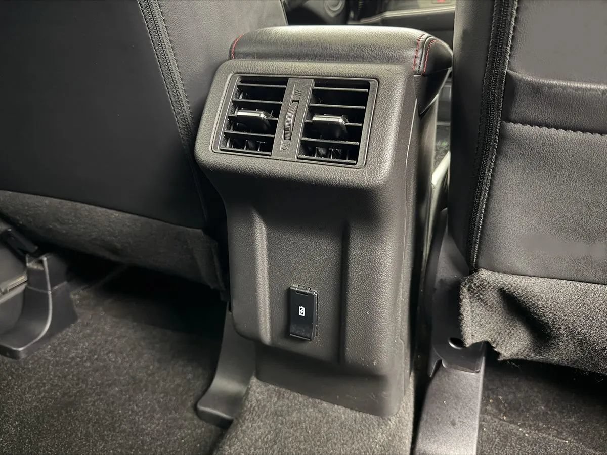 Used 2020 Mitsubishi Outlander SEL FWD image 18