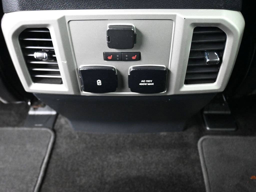 Used 2018 Ford F150 Lariat w/ Equipment Group 502A Luxury image 31