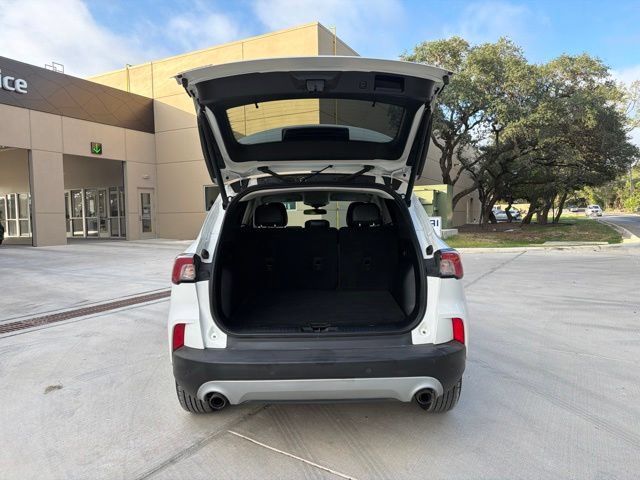Used 2022 Ford Escape SEL FWD image 4