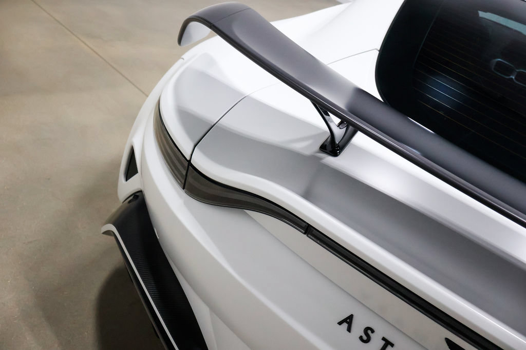 Used 2023 Aston Martin V12 Vantage RWD image 76