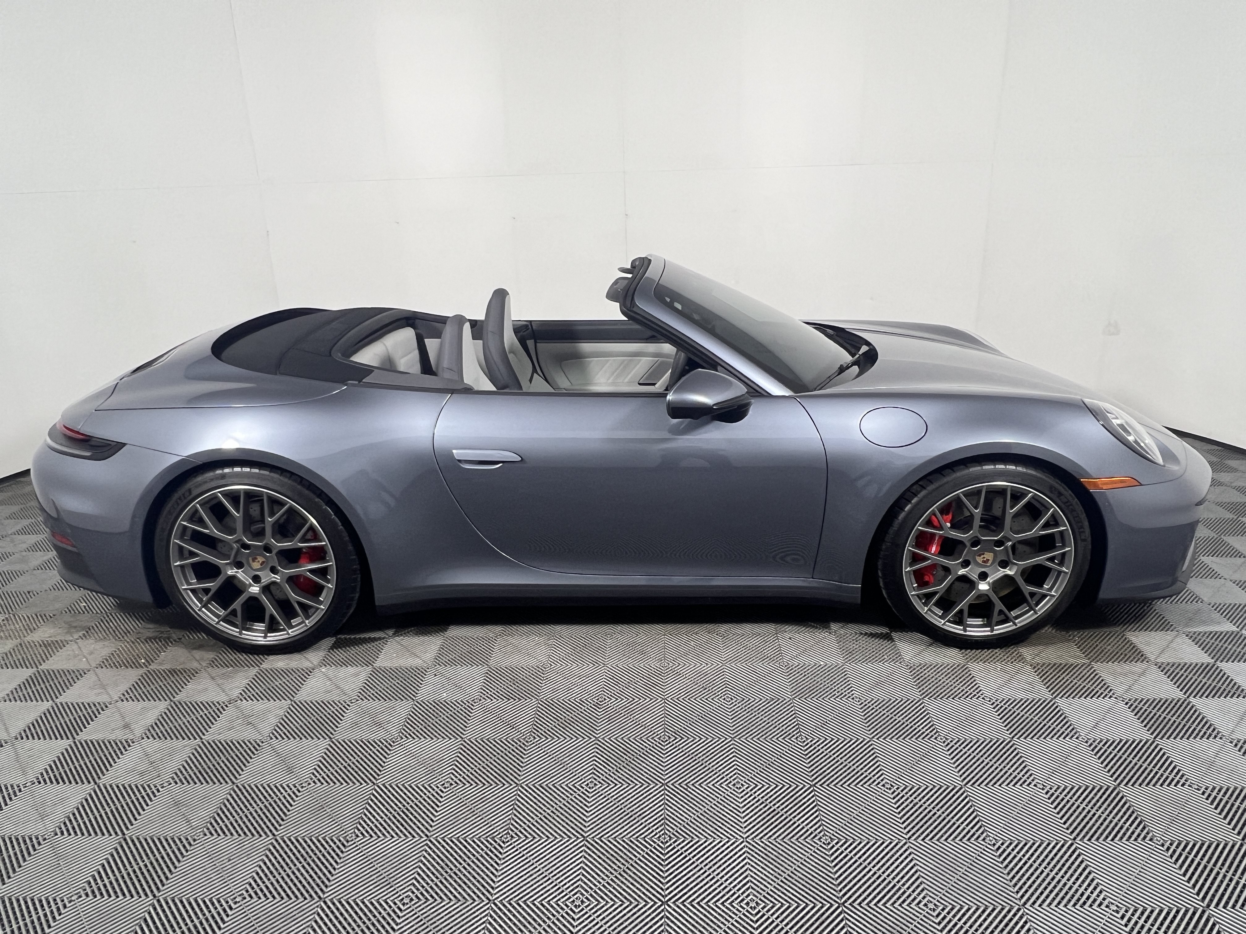 Certified 2026 Porsche 911 Carrera S RWD image 8