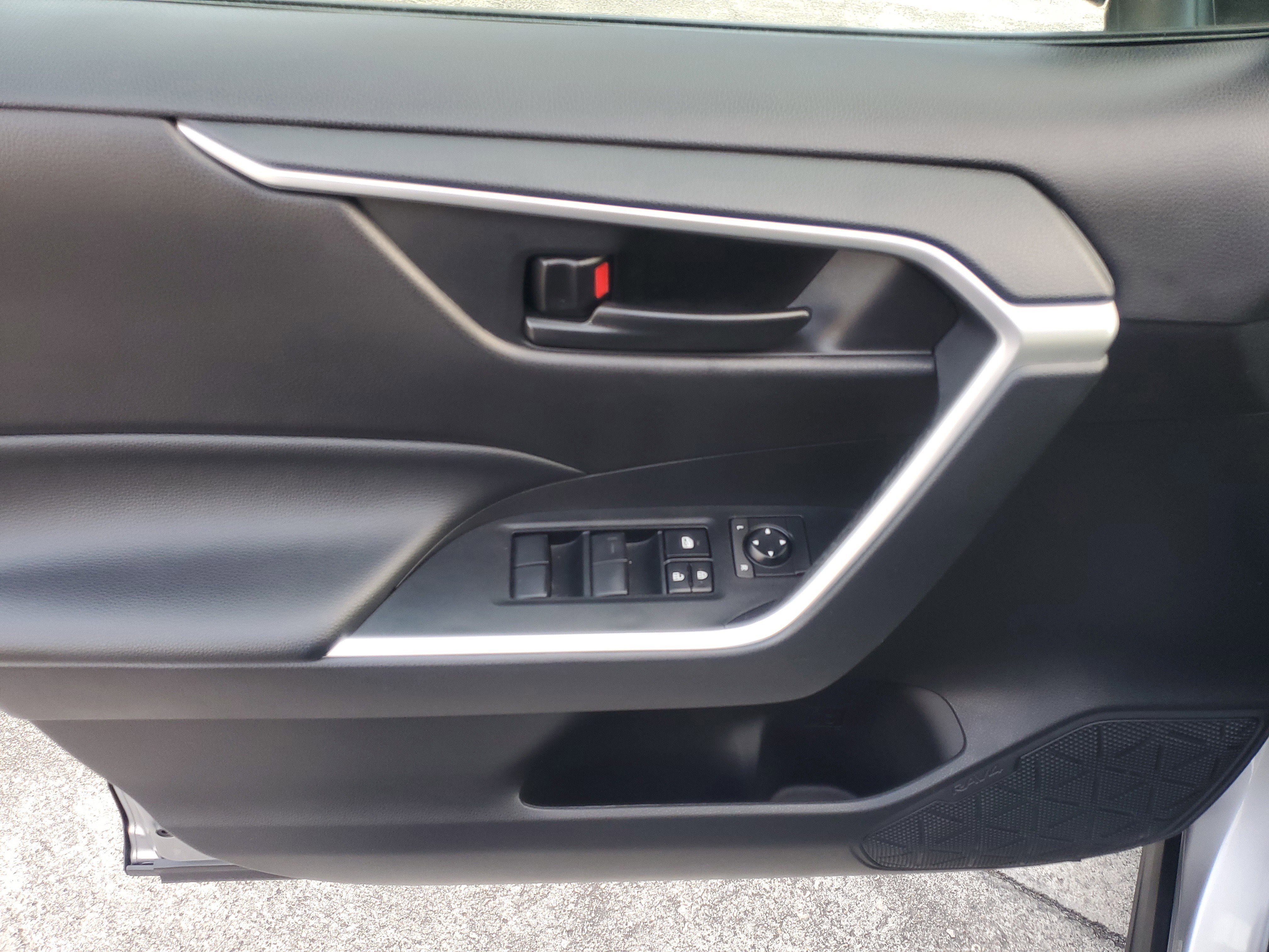 Certified 2024 Toyota RAV4 LE image 18