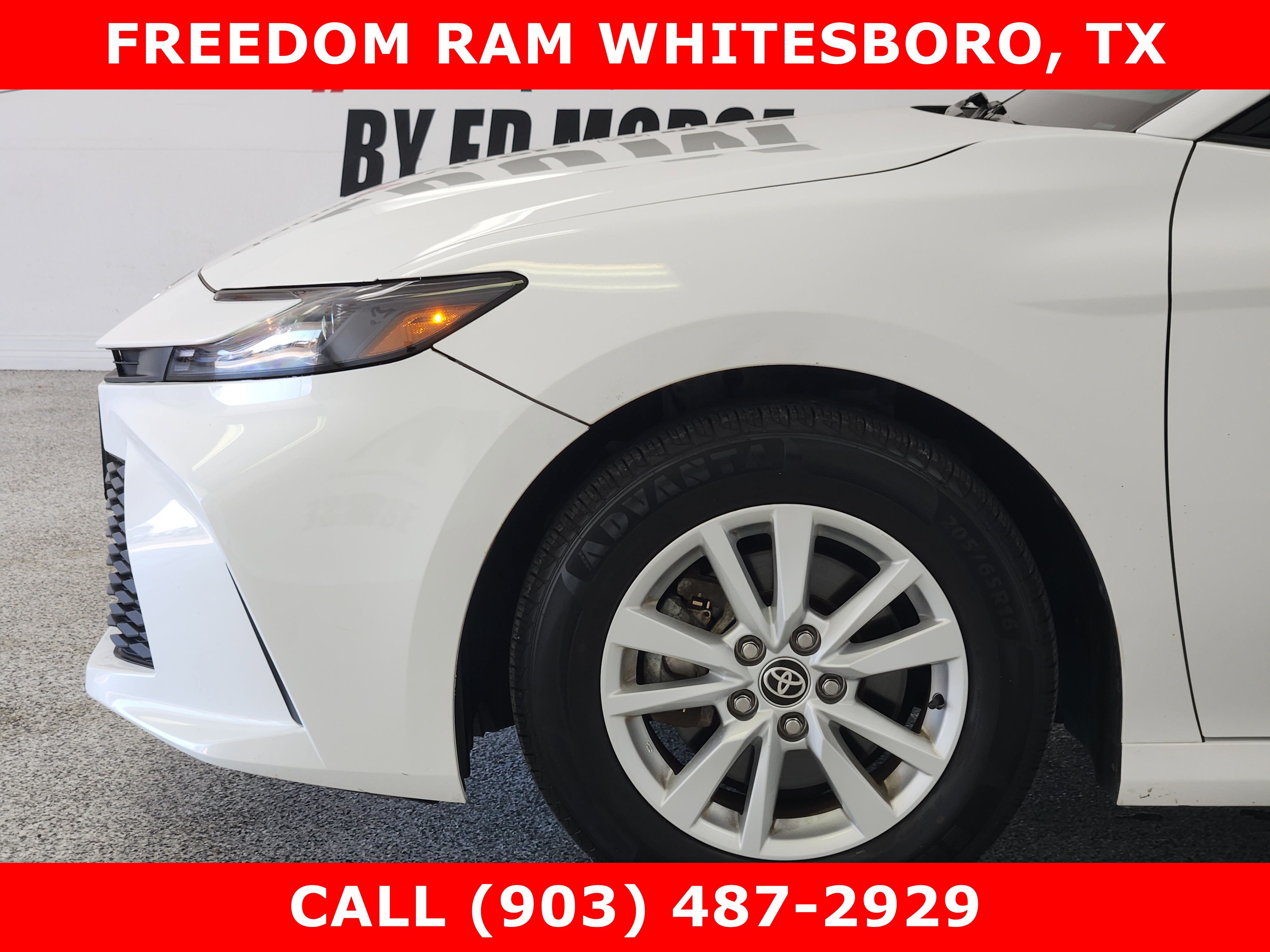 Used 2025 Toyota Camry LE FWD image 6