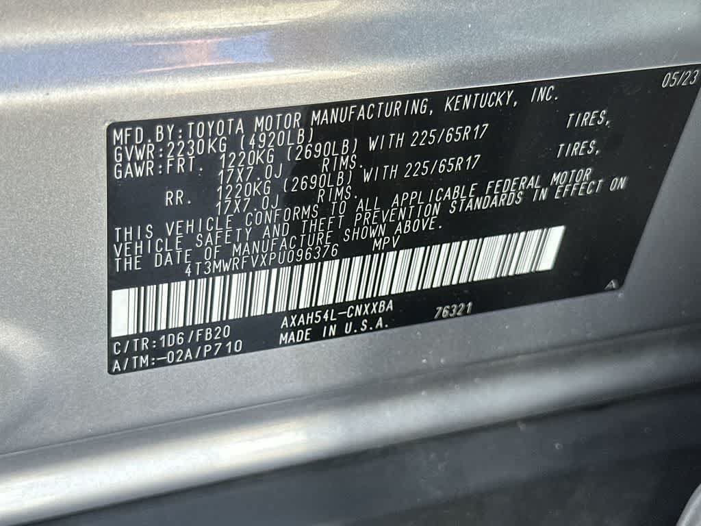Used 2023 Toyota RAV4 LE AWD/4WD image 28