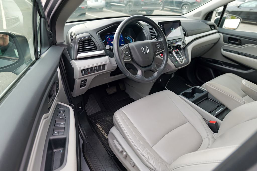 Used 2023 Honda Odyssey EX-L image 16