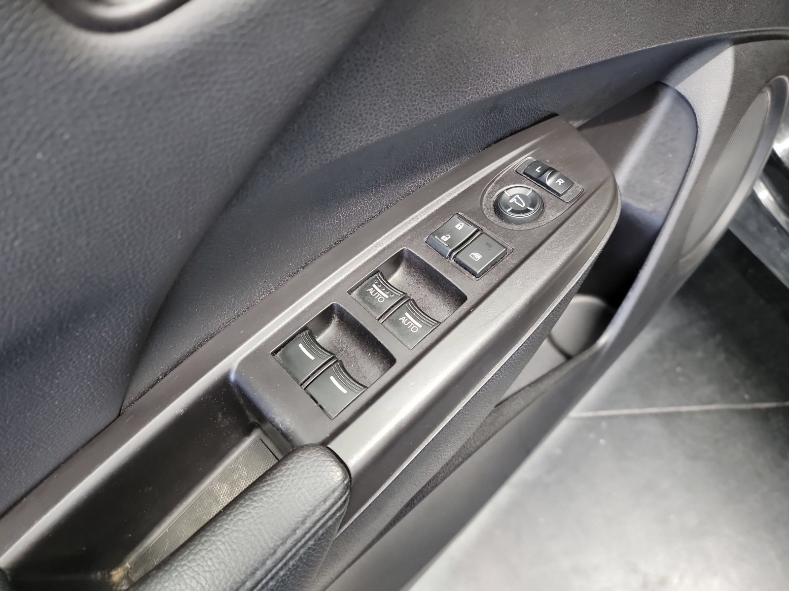 Used 2016 Acura RDX FWD image 14