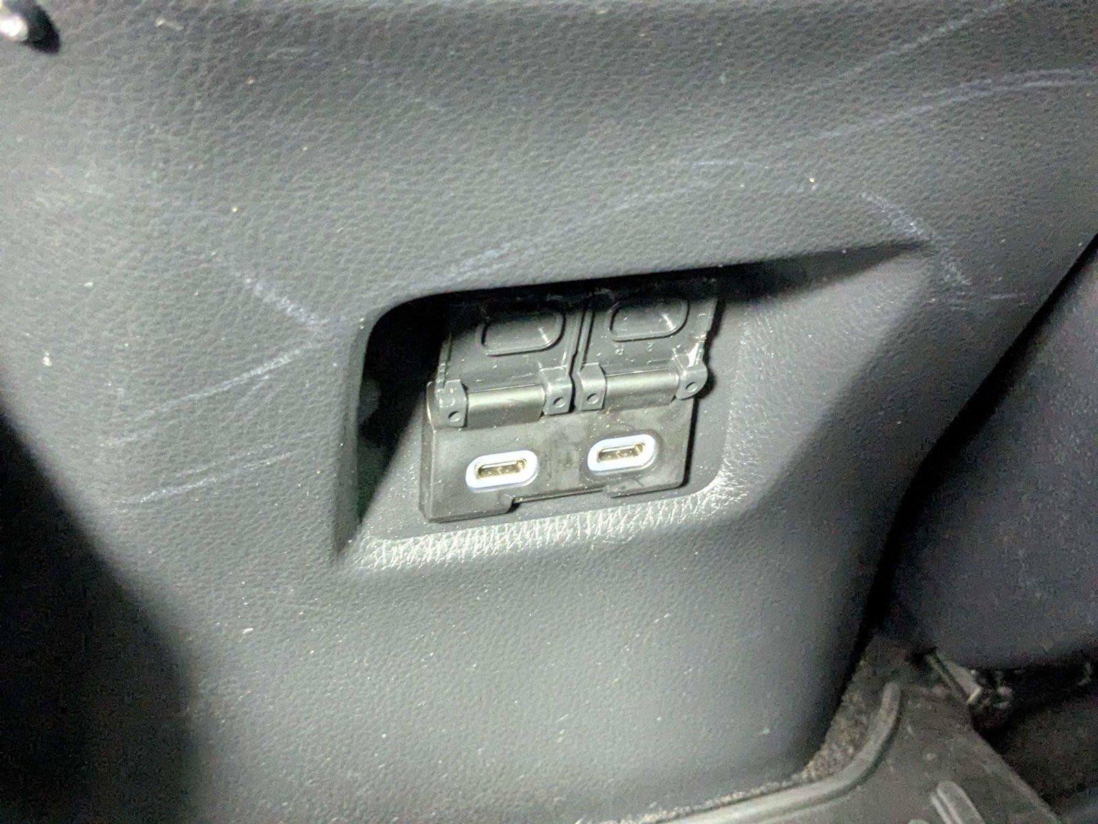 Used 2023 Toyota RAV4 XSE AWD/4WD image 38