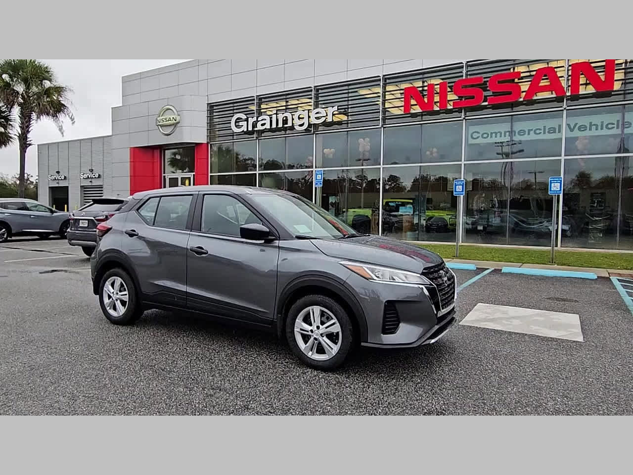 New 2025 Nissan Kicks Play S image 16