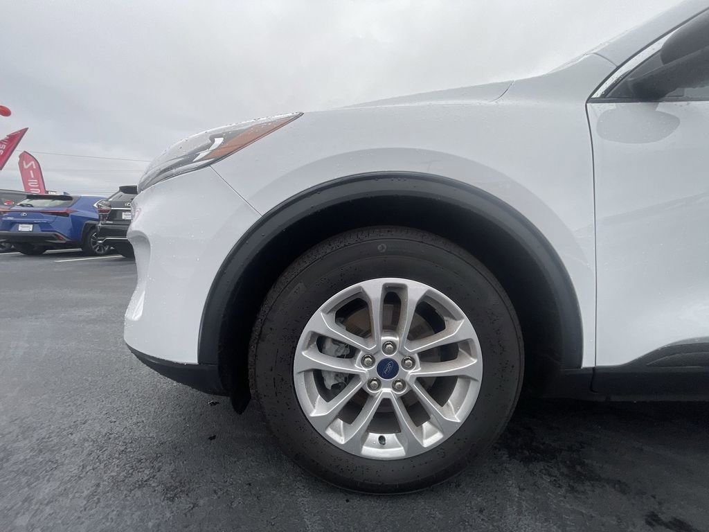 Used 2022 Ford Escape SE image 10