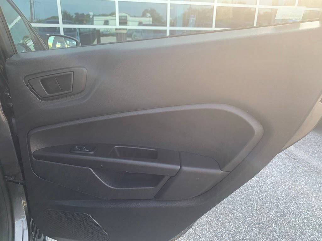 Used 2018 Ford Fiesta SE w/ Equipment Group 201A FWD image 23
