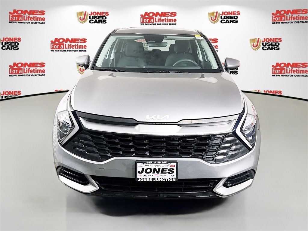 Used 2023 Kia Sportage LX image 11