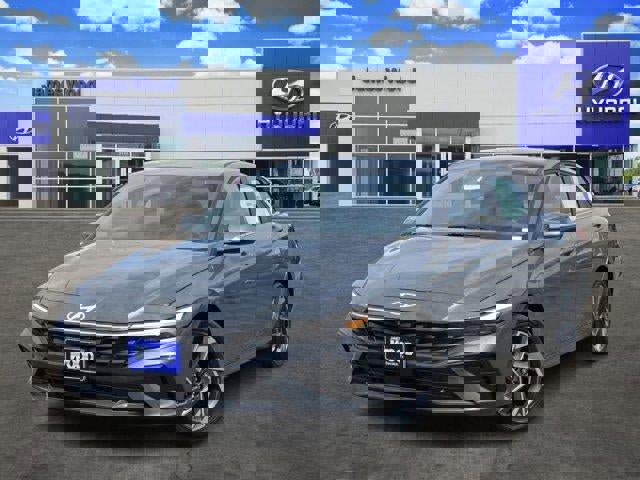 New 2025 Hyundai Elantra Limited
