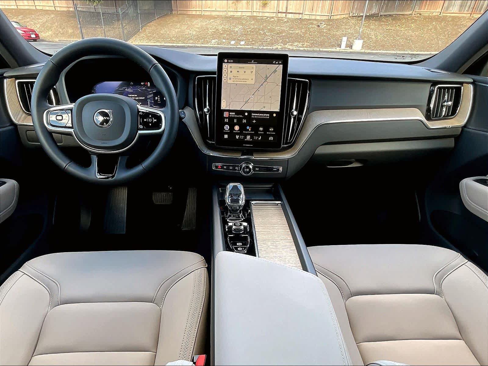 New 2026 Volvo XC60 B5 Plus w/ Protection Package Premier AWD/4WD image 7