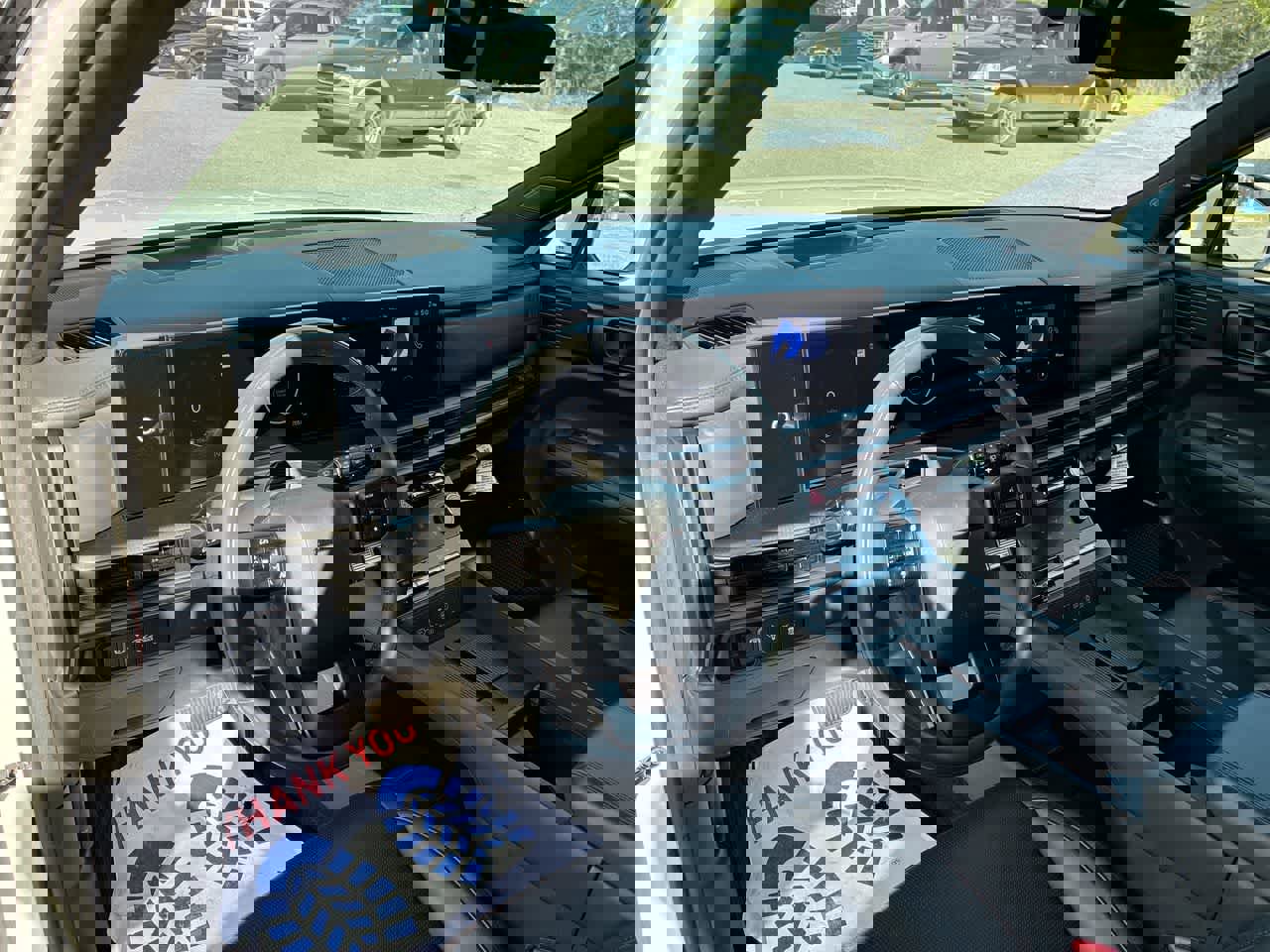 Used 2024 Hyundai Santa Fe Calligraphy image 10