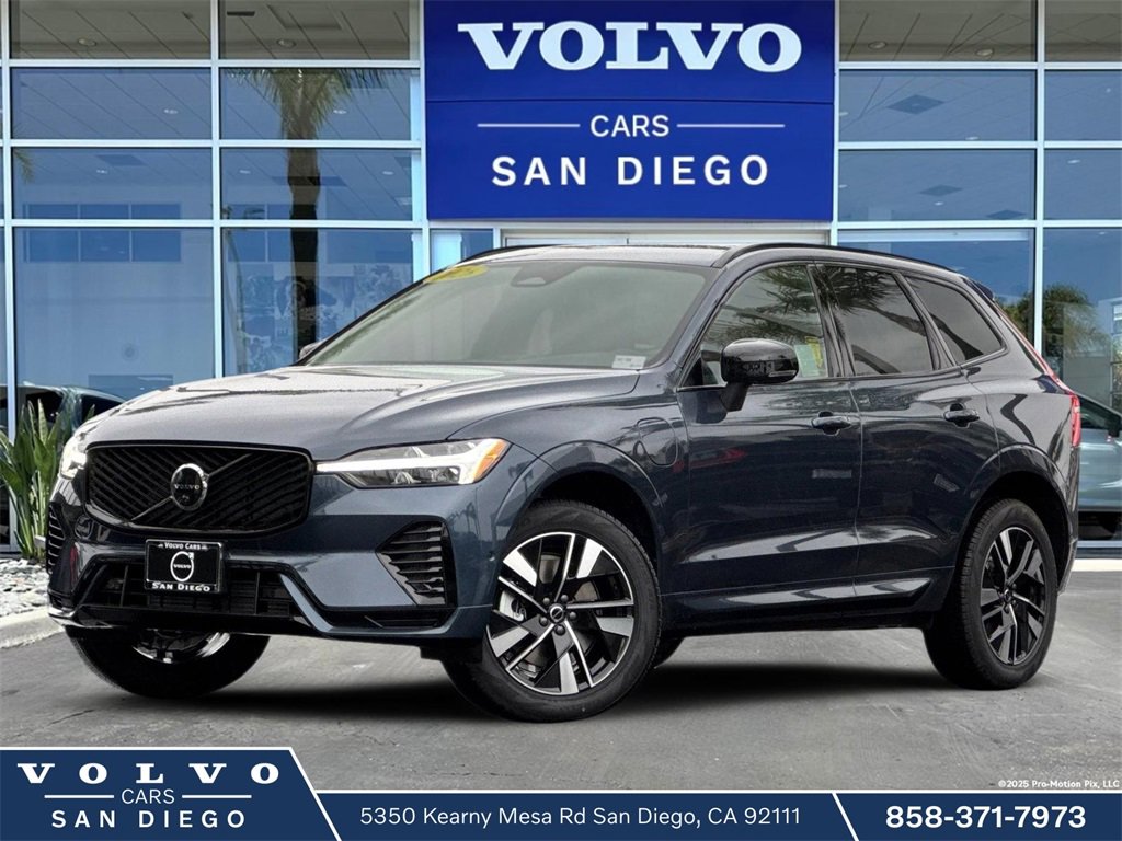 New 2026 Volvo XC60 T8 Plus image 1