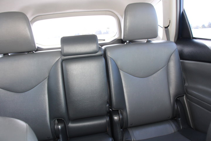 Used 2013 Toyota Prius V Five FWD image 20
