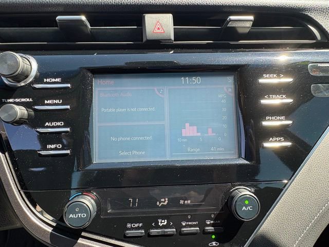 Used 2018 Toyota Camry SE image 24