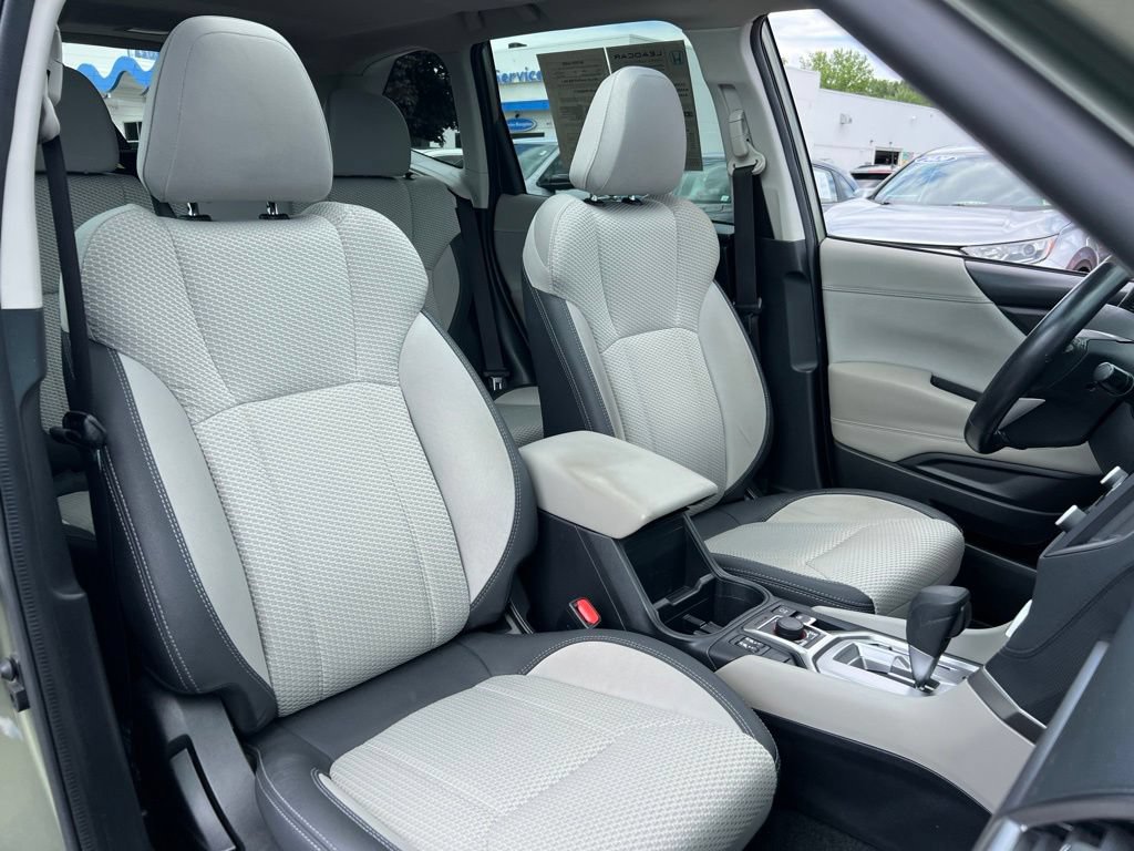 Used 2020 Subaru Forester Premium AWD/4WD image 27