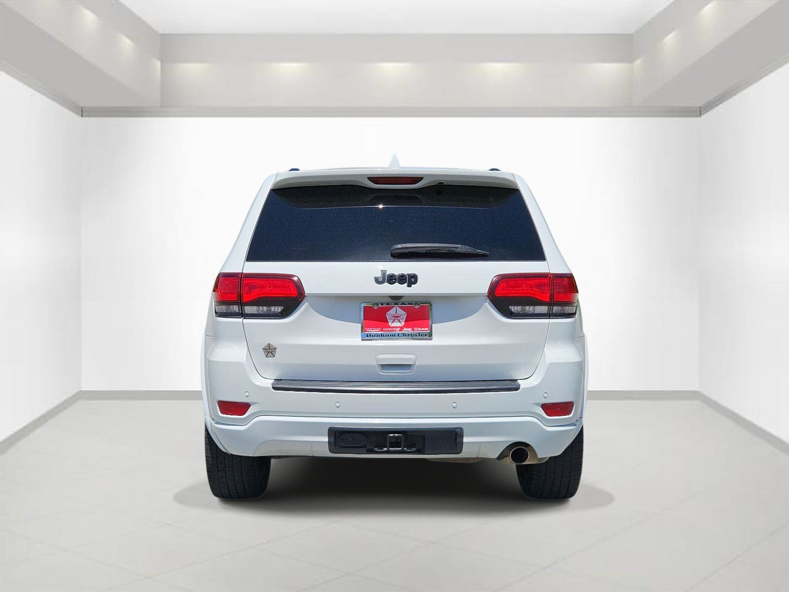 Used 2019 Jeep Grand Cherokee Altitude RWD image 5