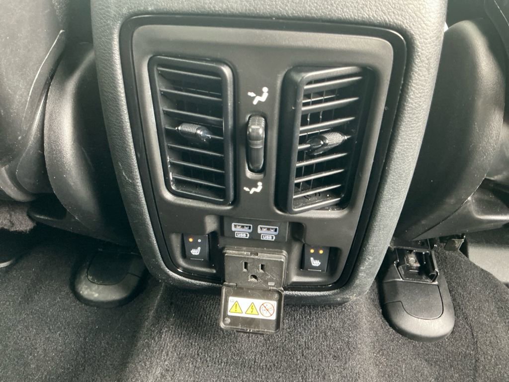 Used 2024 Dodge Durango GT image 22