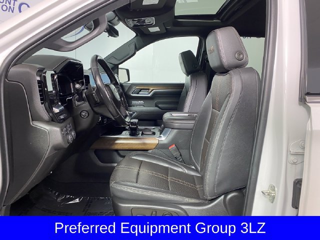 Certified 2022 Chevrolet Silverado 1500 High Country w/ High Country Premium Package AWD/4WD image 11