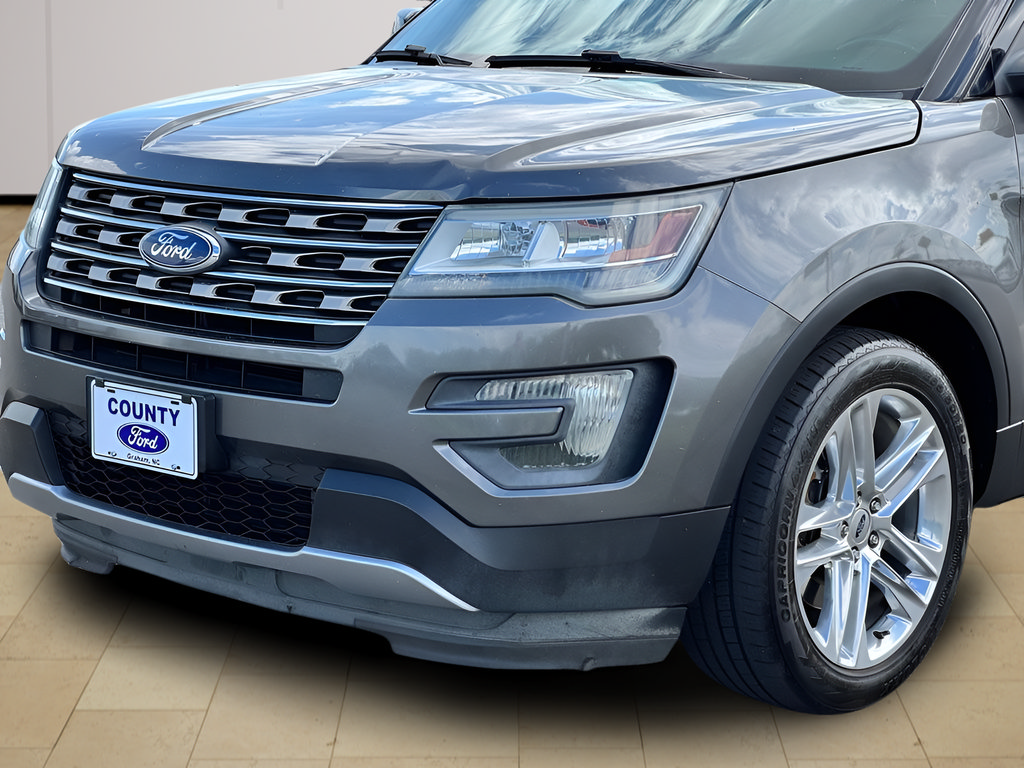 Used 2016 Ford Explorer XLT w/ Equipment Group 201A FWD image 35