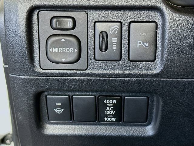 Used 2016 Toyota 4Runner Limited image 11