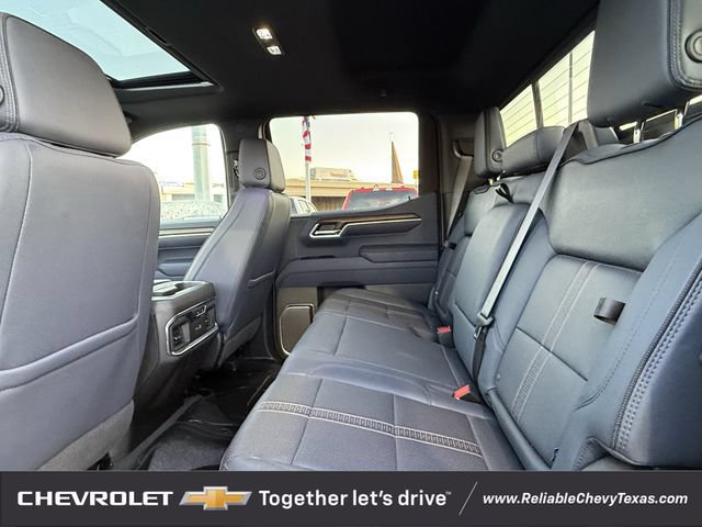 Used 2026 Chevrolet Silverado 1500 High Country AWD/4WD image 36