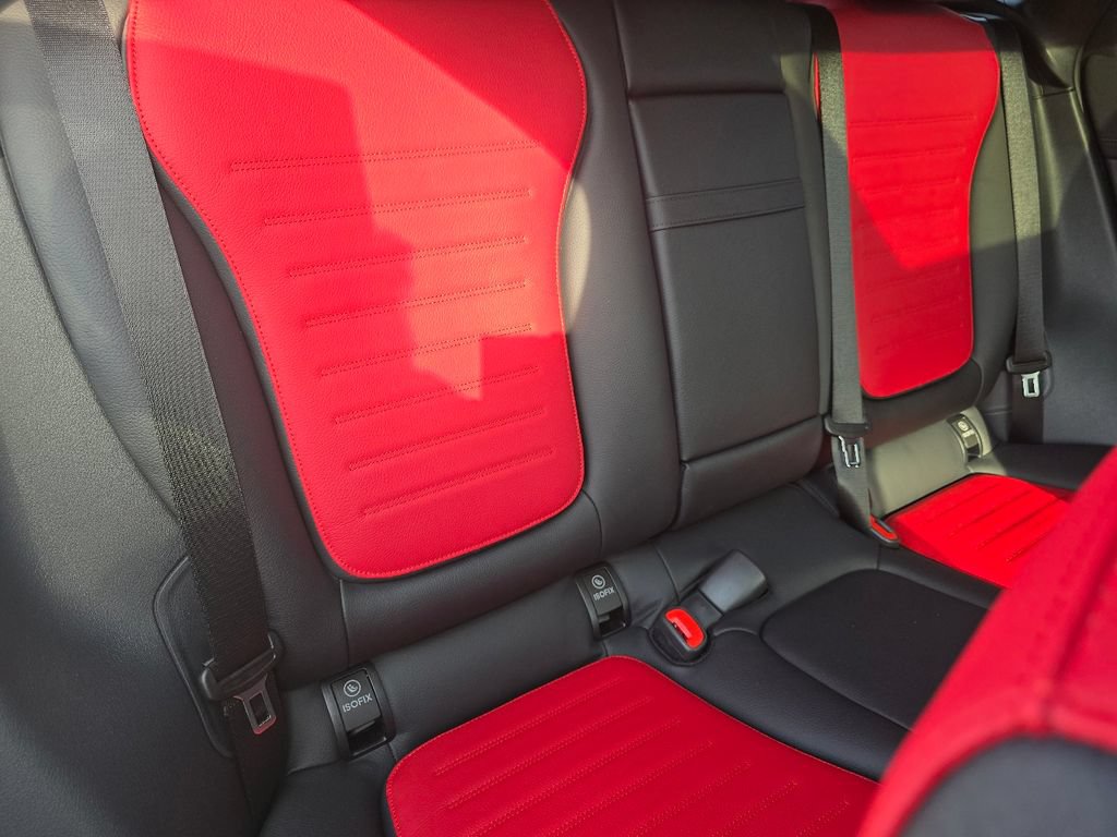 New 2027 Mercedes-Benz GLC 300 4MATIC image 23
