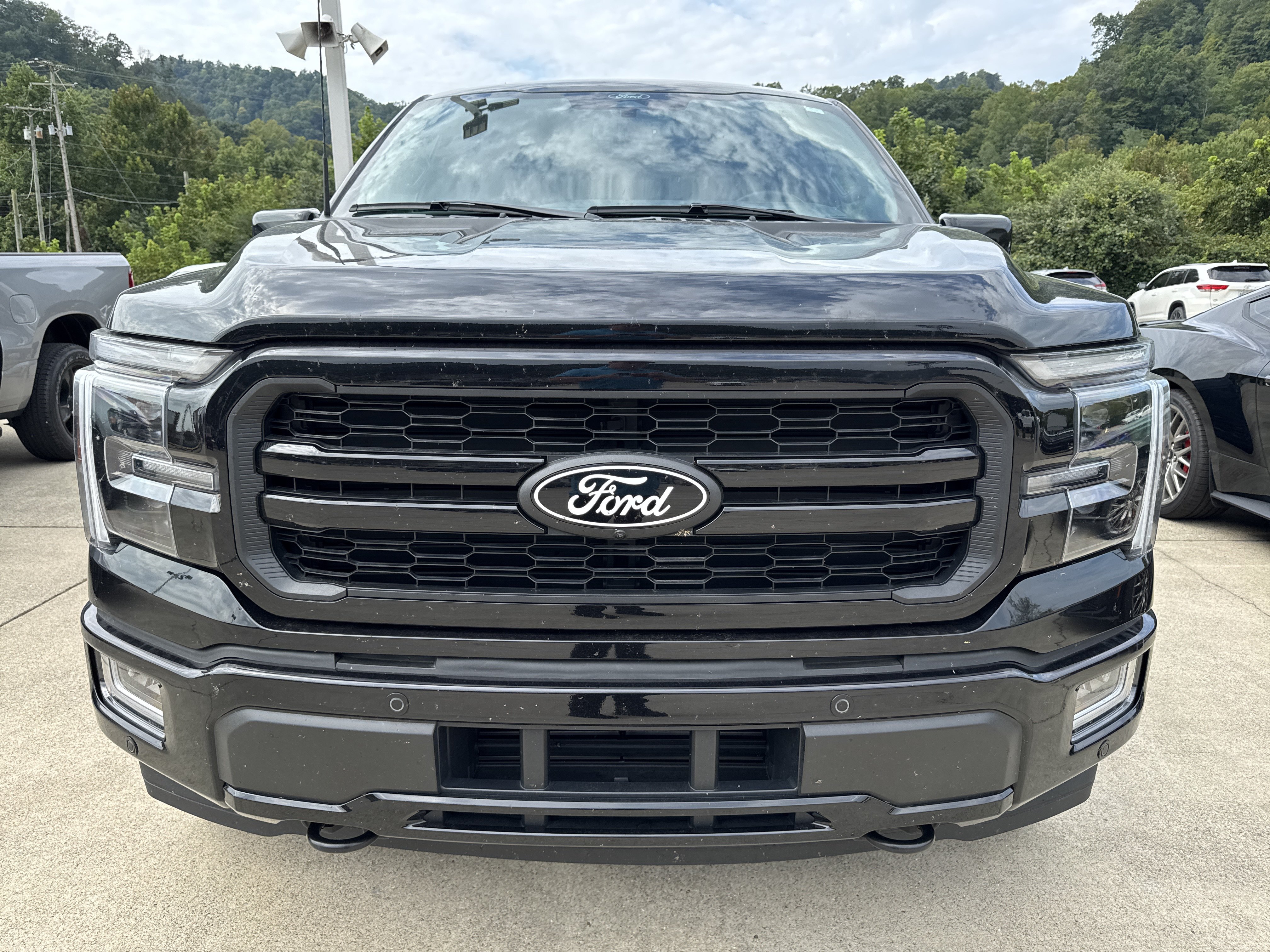Used 2024 Ford F150 Lariat w/ Equipment Group 502A High AWD/4WD image 2