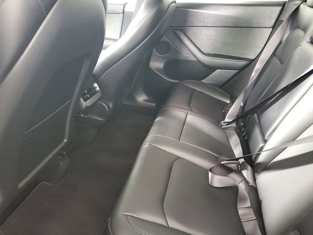 Used 2024 Tesla Model Y Long Range image 13