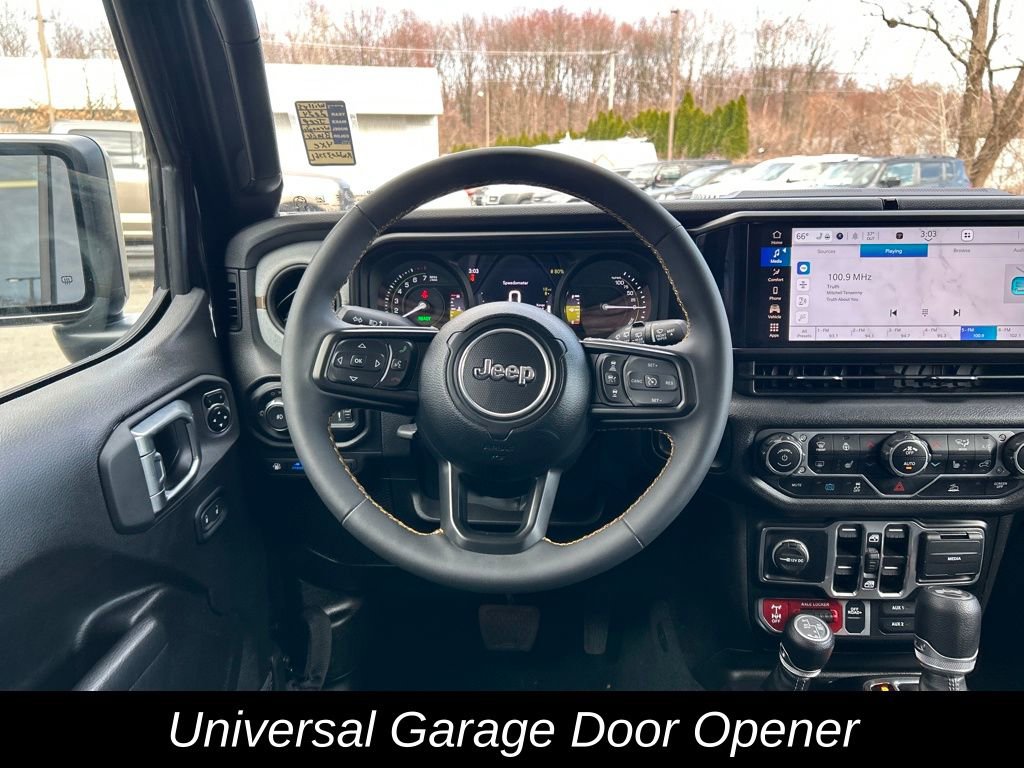 Used 2024 Jeep Wrangler Unlimited AWD/4WD image 18
