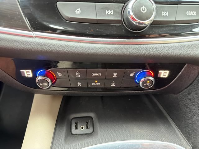 Used 2019 Buick Enclave Essence FWD image 15