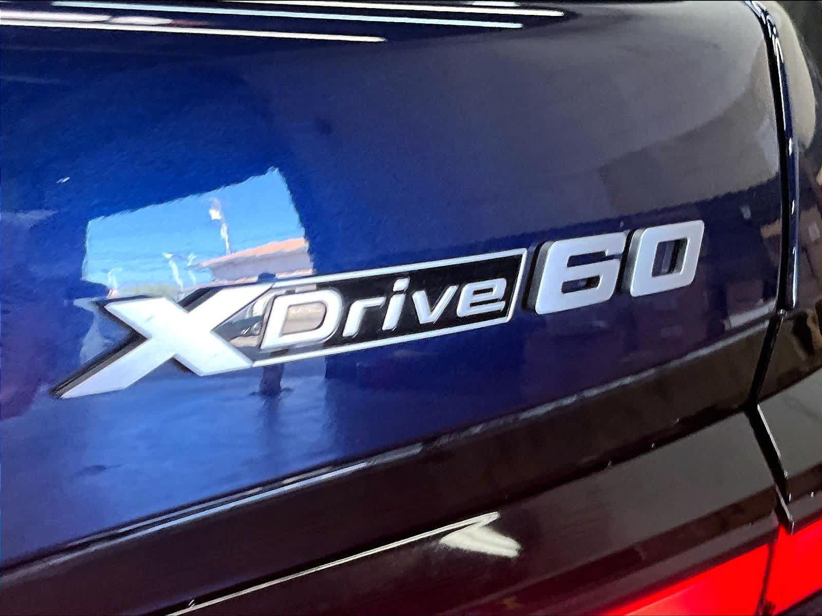 Used 2023 BMW i7 xDrive60 w/ Executive Package 2 AWD/4WD image 11