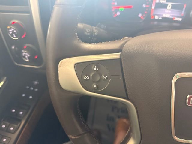 Used 2015 GMC Sierra 1500 SLT w/ SLT Crew Cab Value Package AWD/4WD image 25