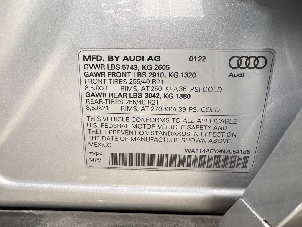 Used 2022 Audi SQ5 Premium image 31