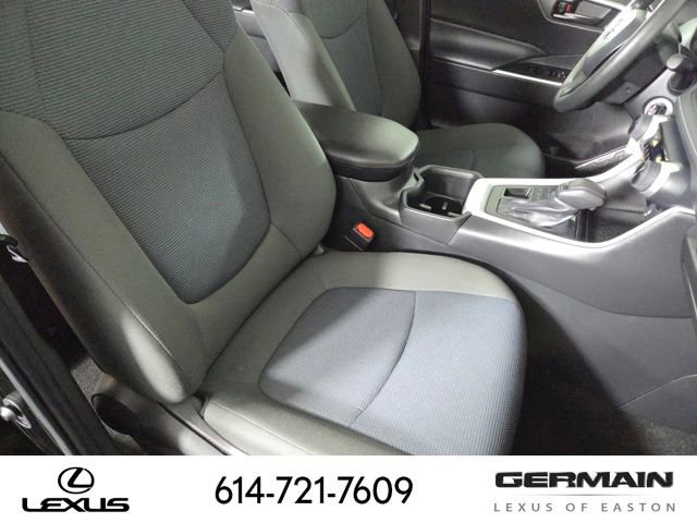Used 2022 Toyota RAV4 LE image 30