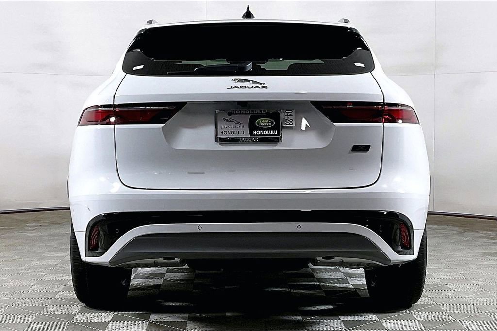 New 2026 Jaguar F-PACE R-Dynamic S image 3